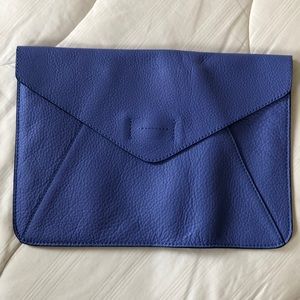 Lovely blue Gap leather pouch! Never used!